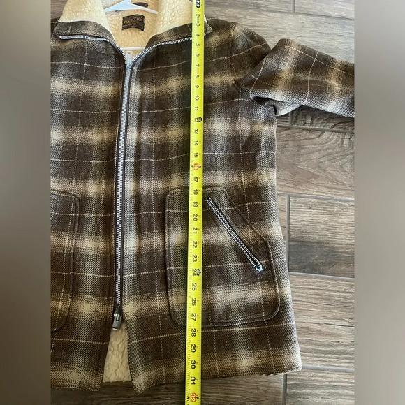 Vintage 60s Pendleton Shadow Plaid Wool Shearling Lined Coat - Picture 7 of 9